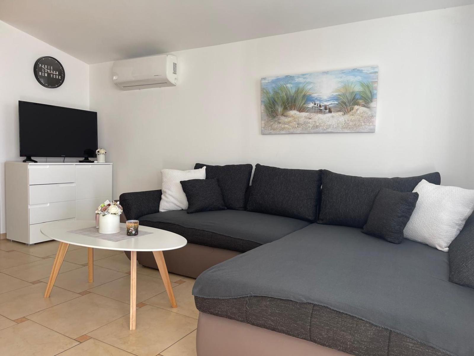 Sinisa Apartman ヴィル エクステリア 写真